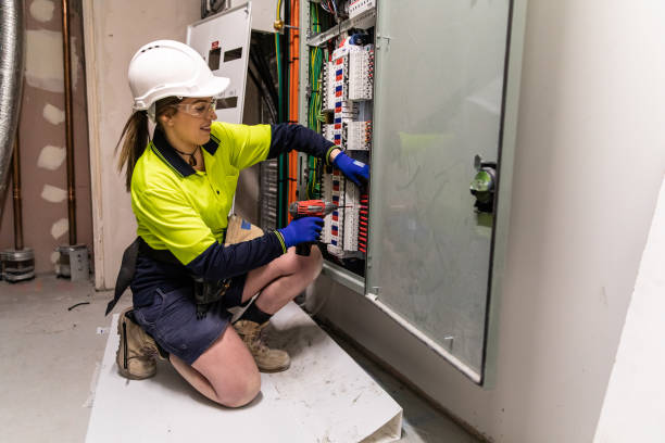Best Licensed Electrician  in Lake Tansi, TN